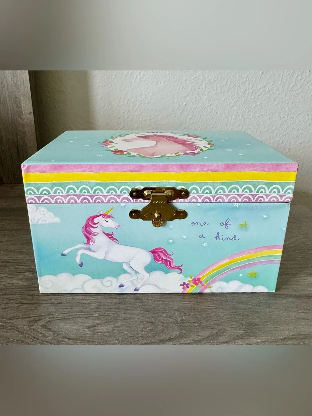 Girl's Musical Jewelry Storage Box with Spinning Unicorn, 6 x 4.65 x 3.5 inches